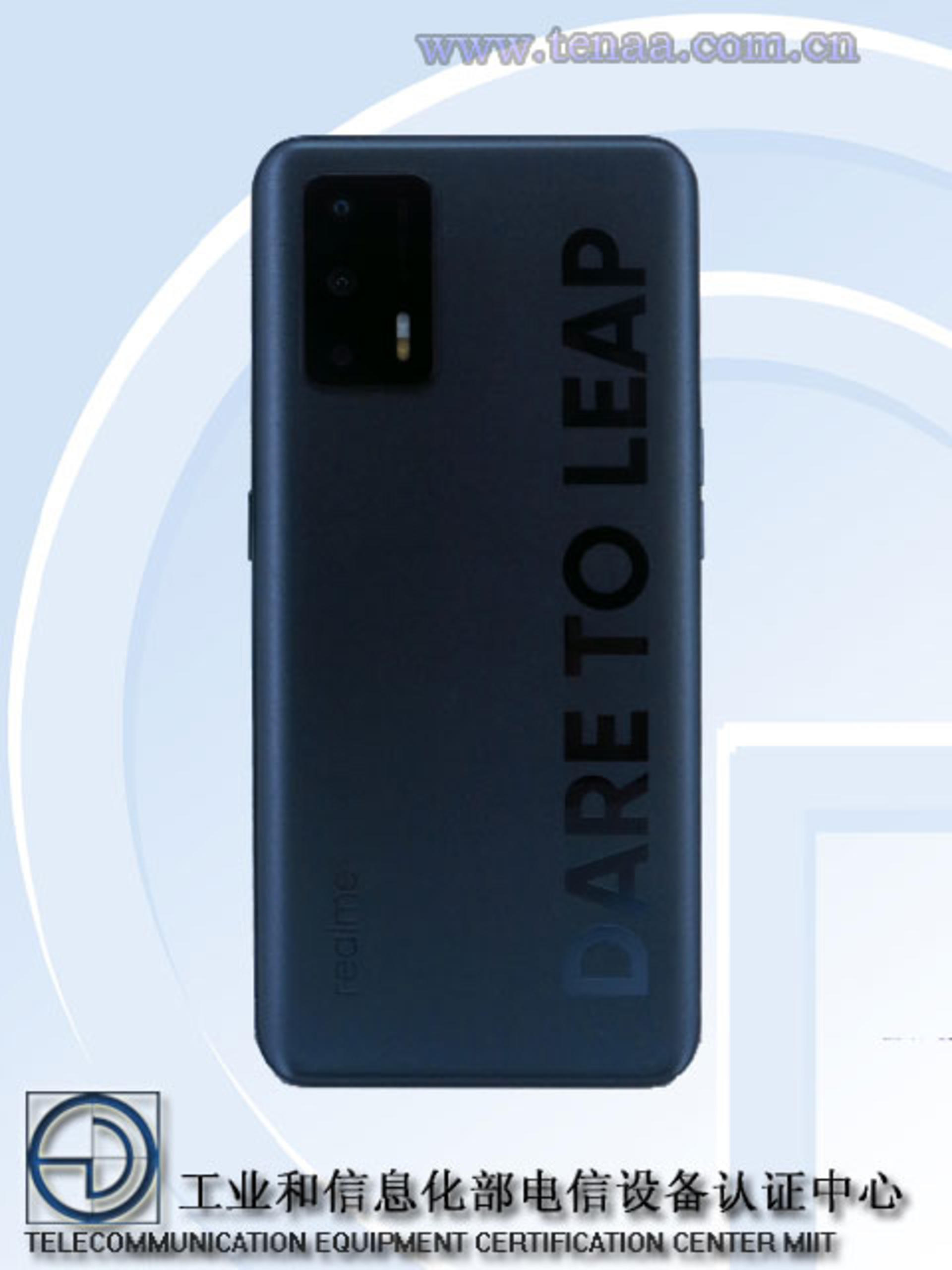 realme Q3 ϵй4  22 շ 1100