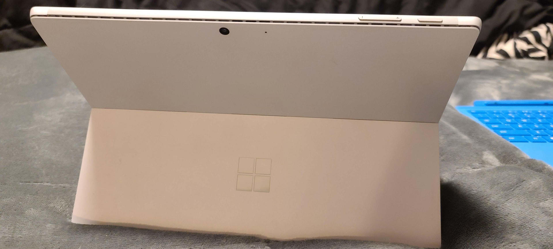 11+32Gڴ棬΢Surface Pro 8