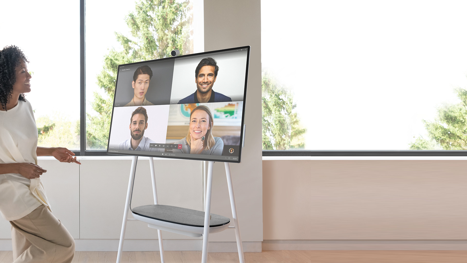 ΢ Surface Hub 2S Уۼ 7.2 Ԫ